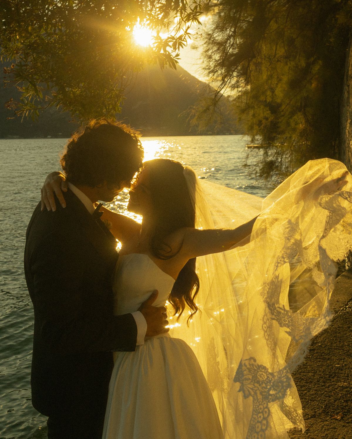 Wedding sunset kiss